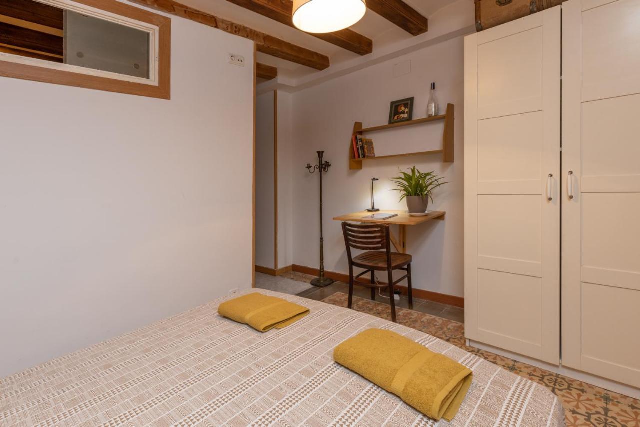 Aparteasy - Central Gracia Apartments Barcelona Buitenkant foto