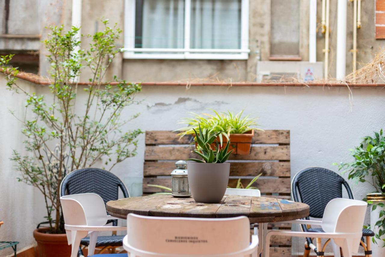 Aparteasy - Central Gracia Apartments Barcelona Buitenkant foto